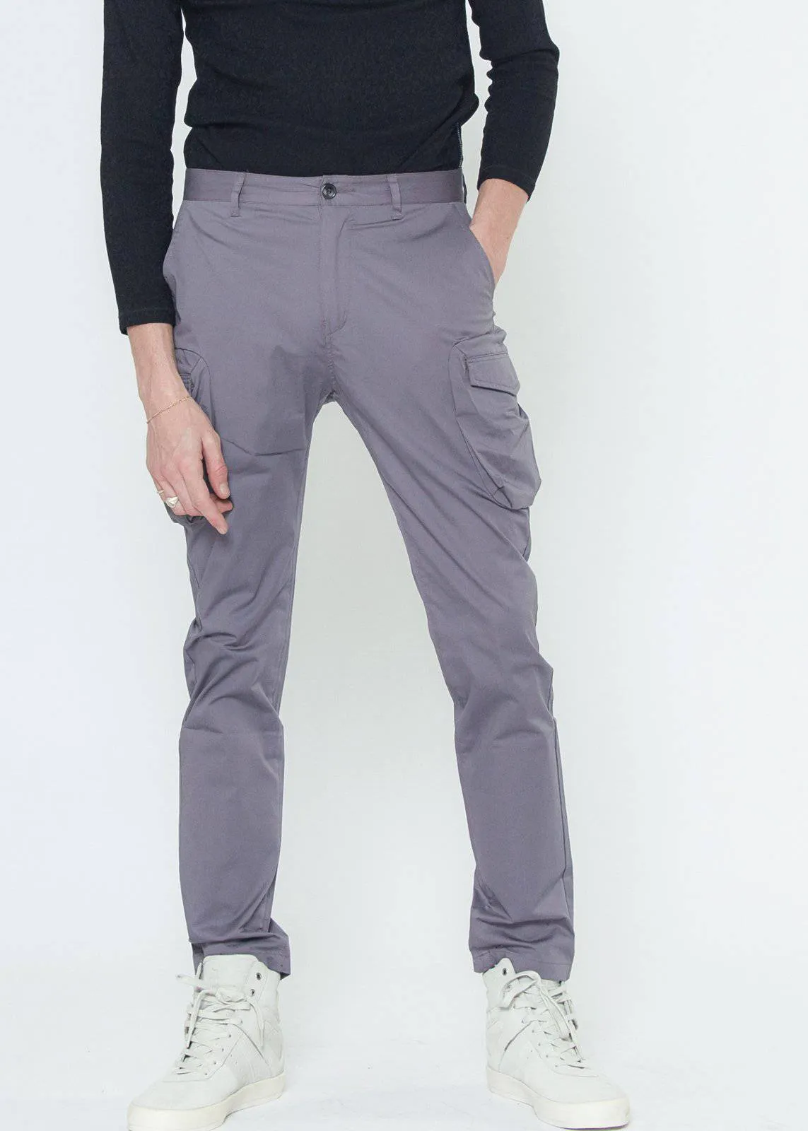 Konus Men's Cargo Pocket Jogger With Side Stripe in Purple